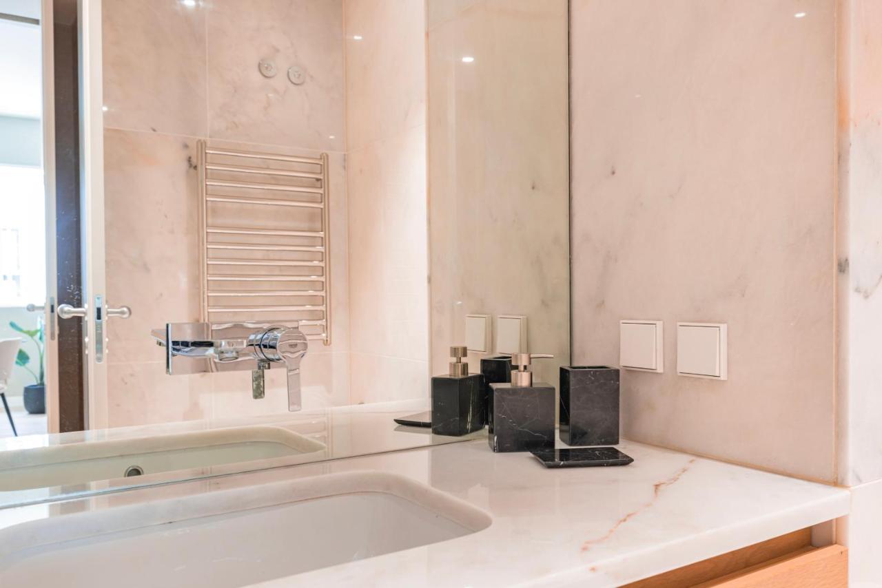 Liberdade Elegance W/Rooftop Pool By Lovelystay 리스본 외부 사진